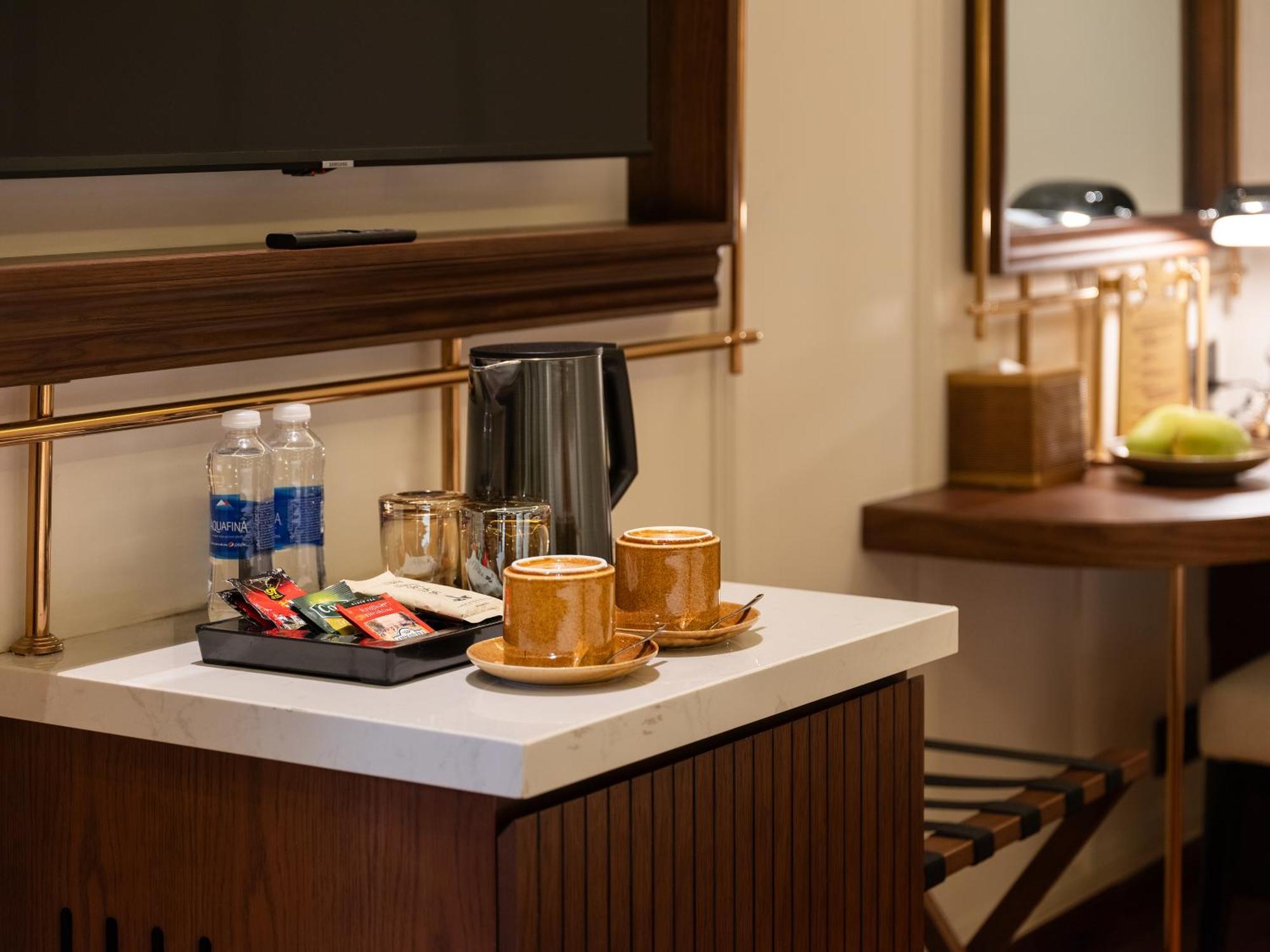 Minerva Premium Hotel Hanoï Extérieur photo