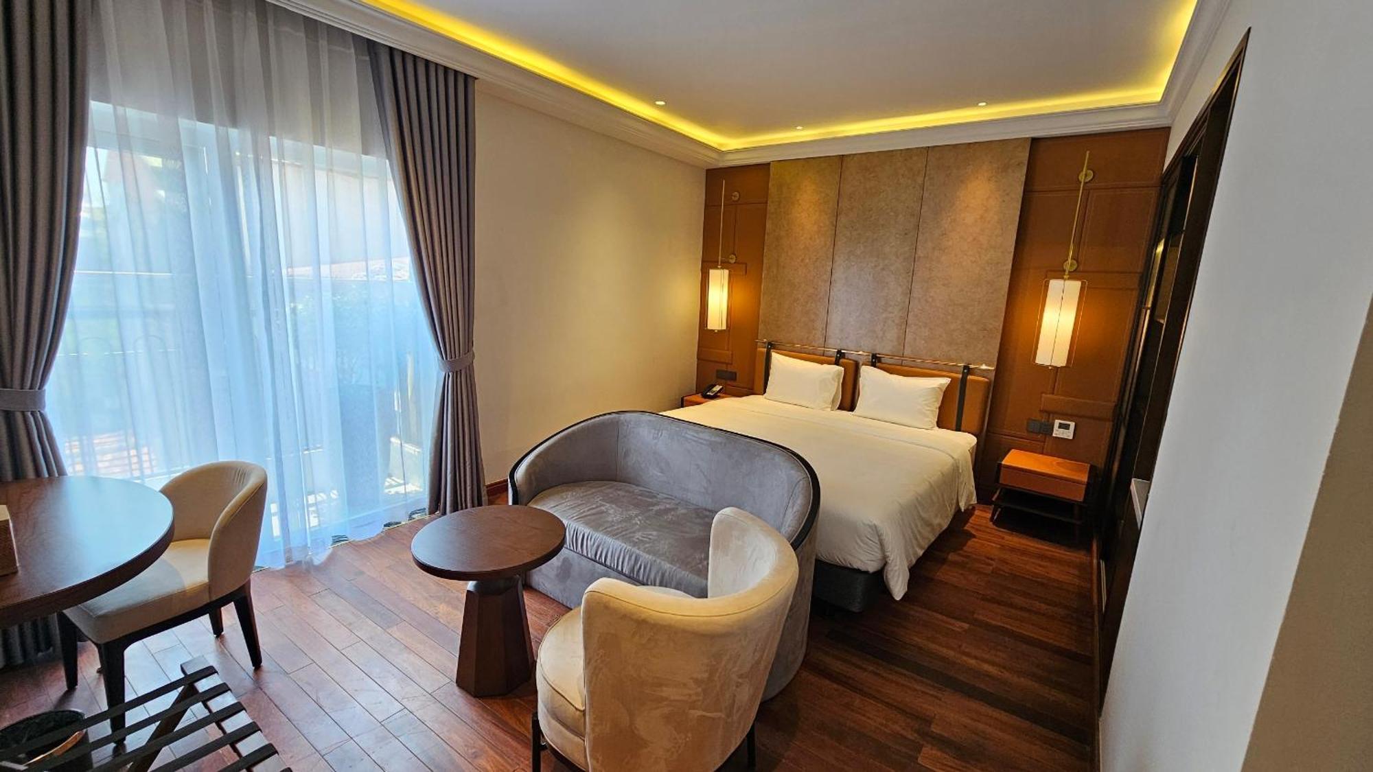 Minerva Premium Hotel Hanoï Extérieur photo